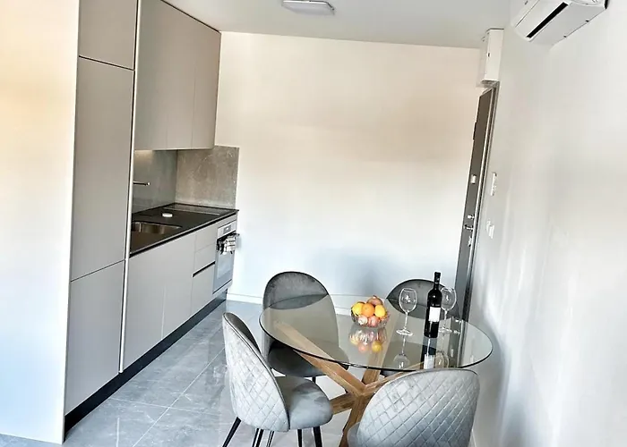 Lux Nina&martina' New 2025- Free Garage Parking Split