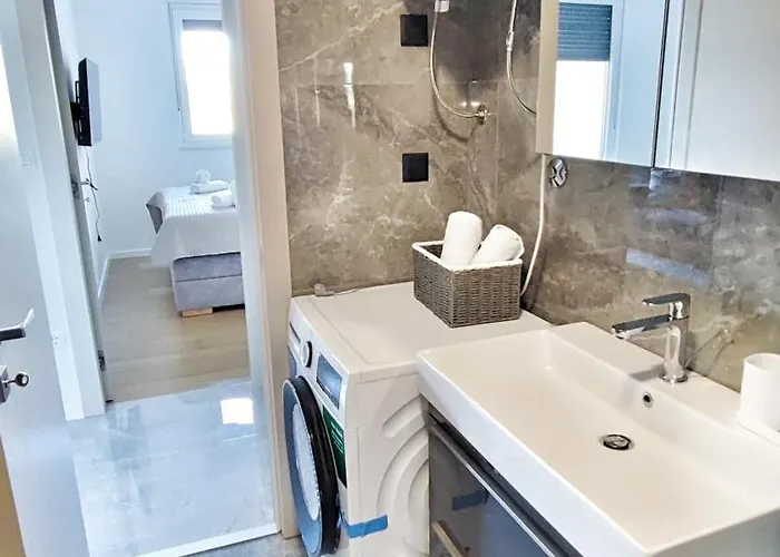 Lux Nina&martina' New 2025- Free Garage Parking *